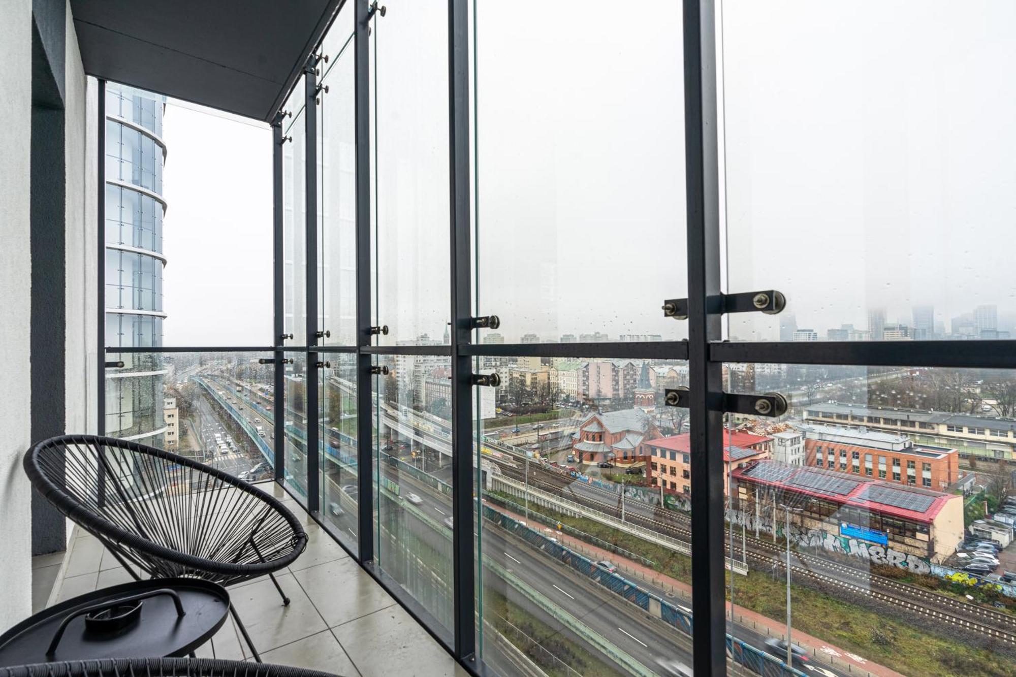 Warsaw Business Apartments - Air Conditioning, 10Th Floor, City View, Balcony - By Rentujemy Luaran gambar